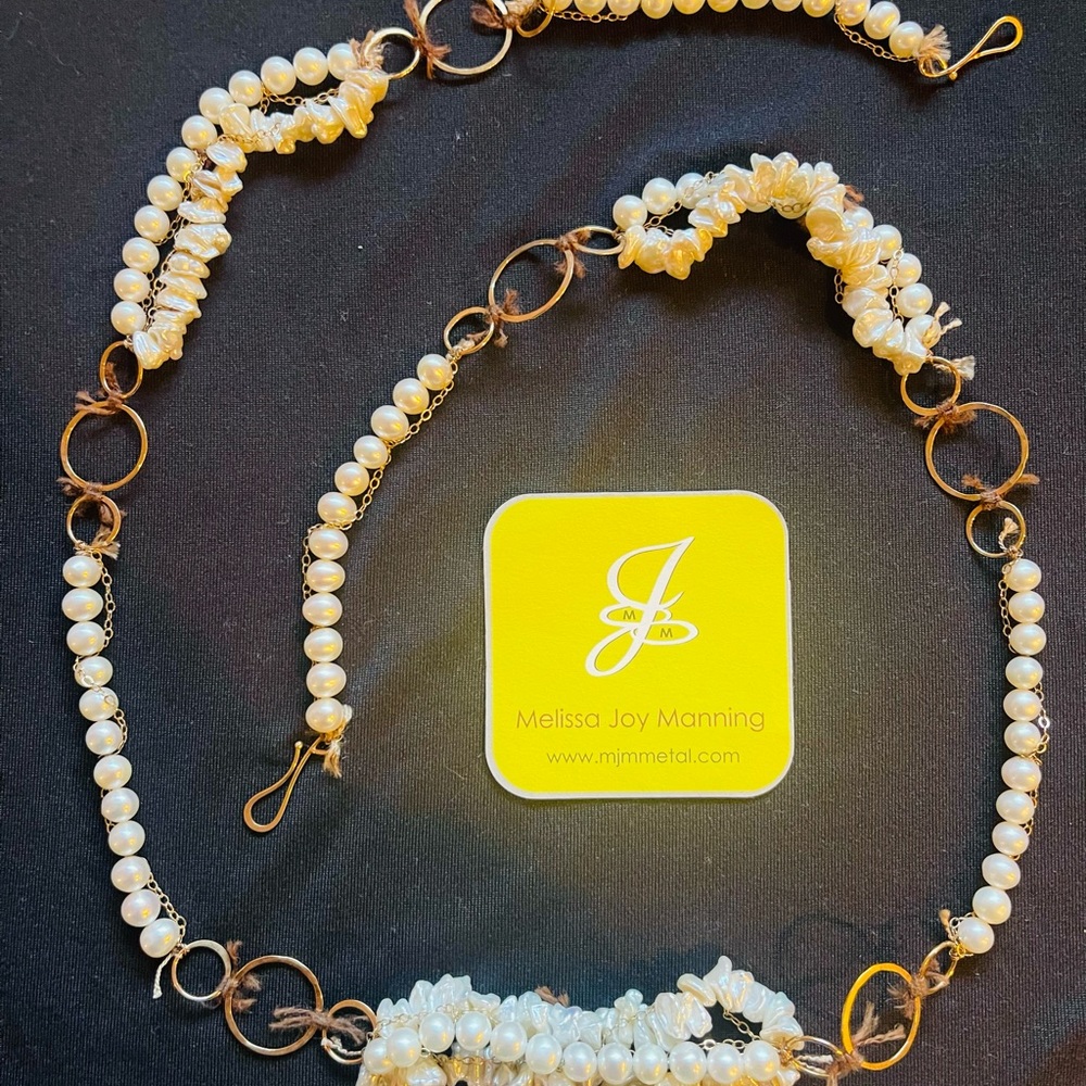 Melissa Joy Manning Pearl and gold necklace - Picture 9 of 16